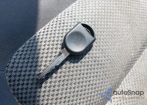 2003 Ford Explorer Sport Trac Xls/Xlt from USA, damaged, VIN 1FMZU67E33UC28132